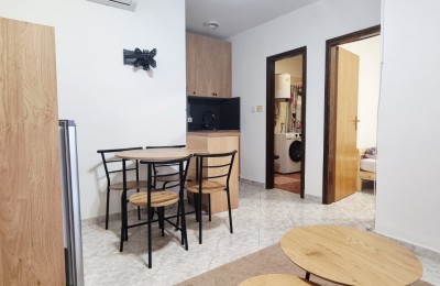 Wohnung im Erdgeschoss mit 42 m², 600 m vom Meer entfernt.