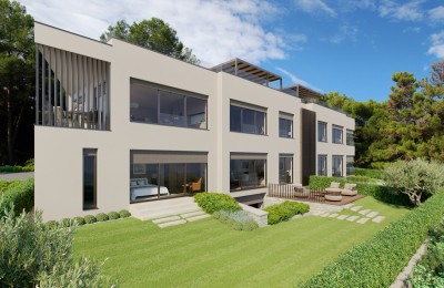 EKSKLUZIVA AGENCIJE ! Poreč, luksuzni dvoetažni stan sa unutarnjim bazenom i welnessom, 600 m od mora