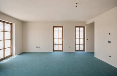 Kuća u novogradnji, zadnja u nizu, sa tri spavaće sobe i prostranom okućnicom - u izgradnji